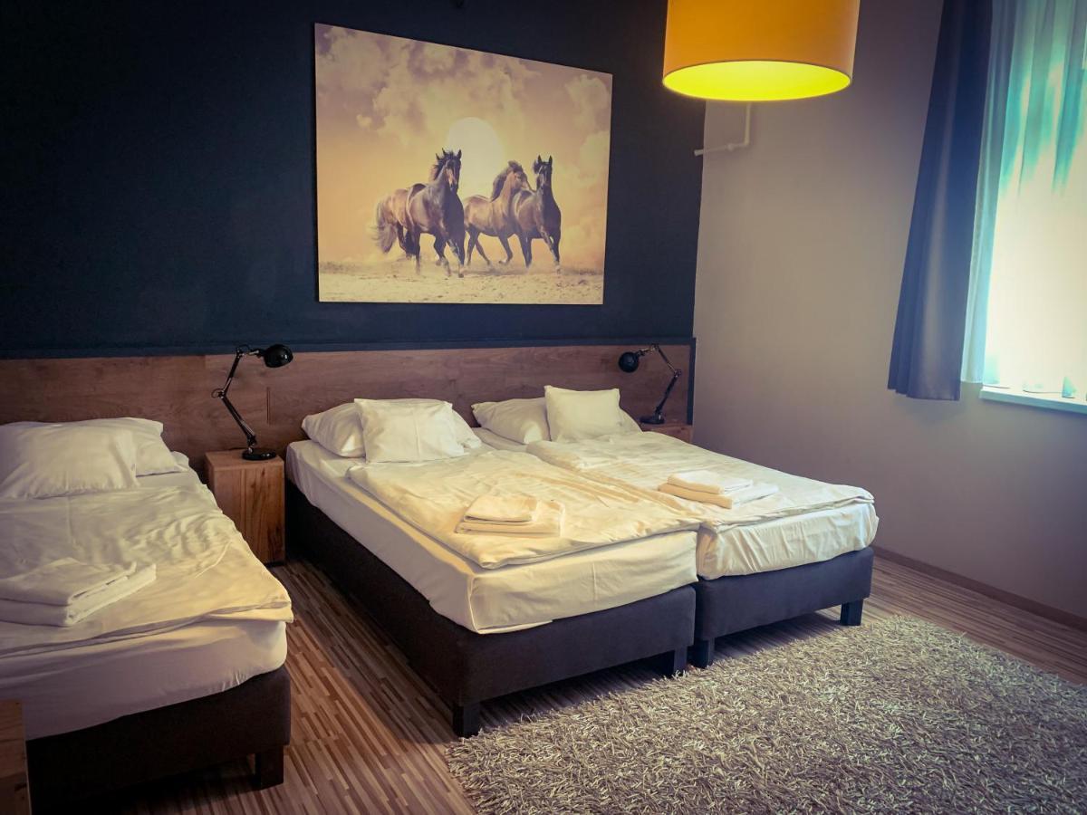 Garda Hotel Szombathely Dış mekan fotoğraf