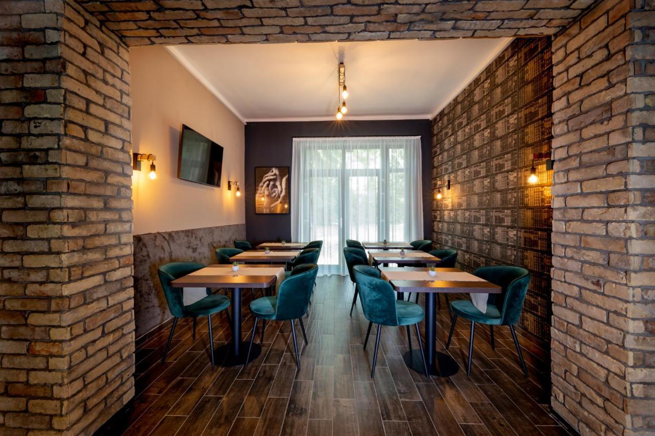 Garda Hotel Szombathely Dış mekan fotoğraf